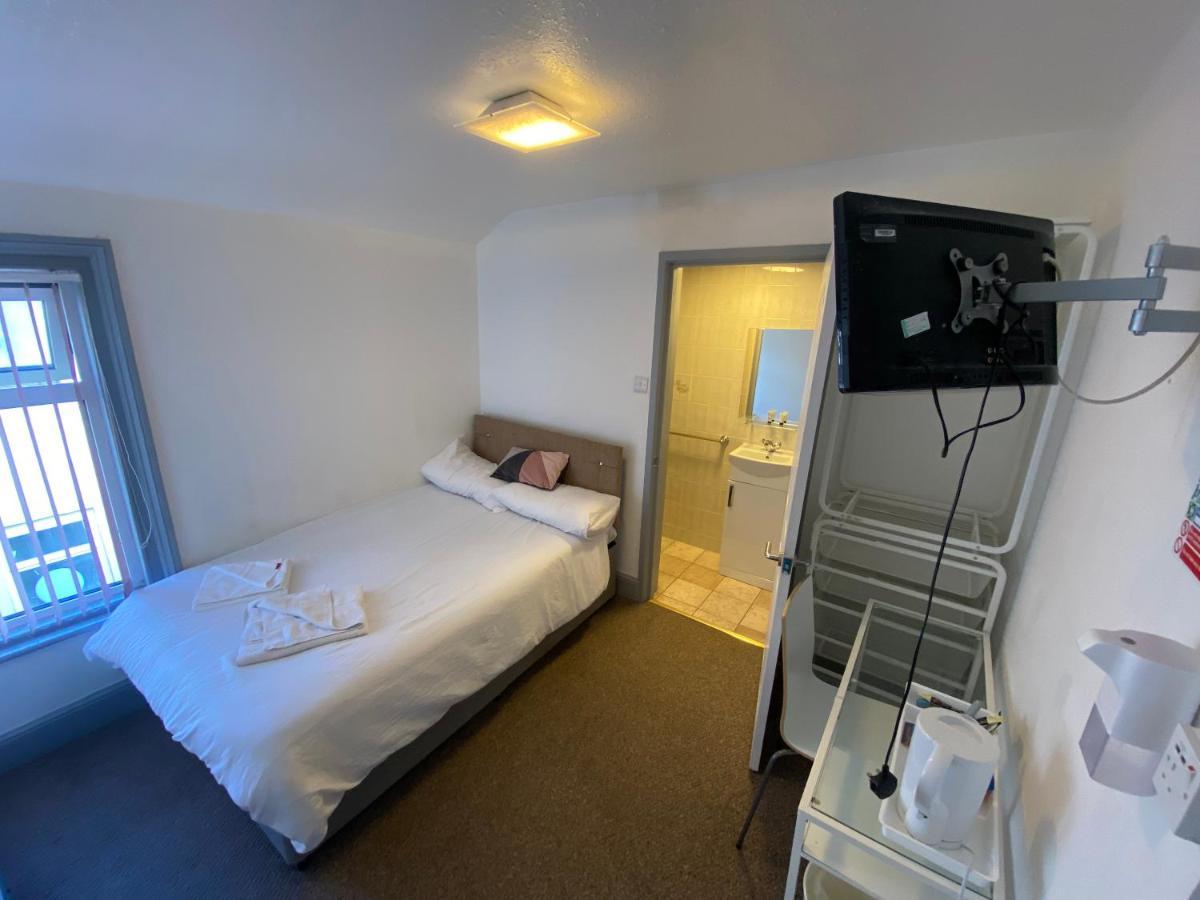 Arnies Hotel Blackpool Luaran gambar